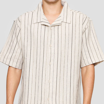 Nevada Print Stripe Vertical Kemeja Lengan Pendek Pria 122305041